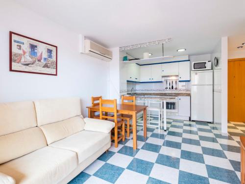 Fotografia z galérie ubytovania Apartment Bonaire IV - La Concha by Interhome v destinácii Oropesa del Mar