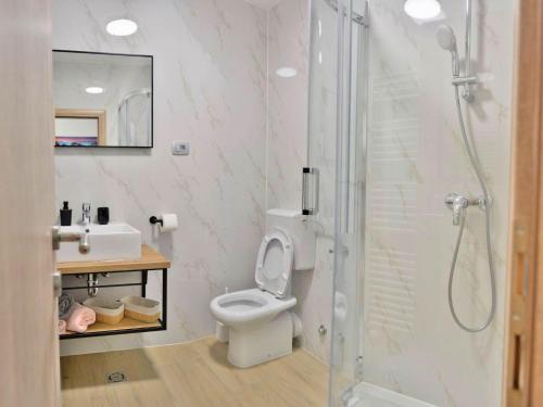 Ένα μπάνιο στο Fancy Apartments Dream