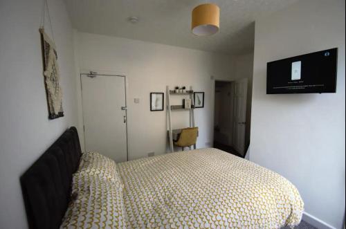 Cheerful 3 bed town house, Lancashire
