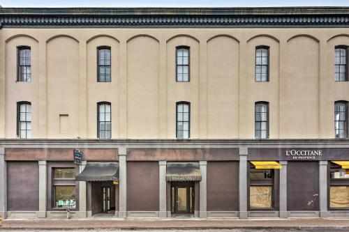 Fotografie z fotogalerie ubytování Bright Savannah Loft in Historic District! v destinaci Savannah