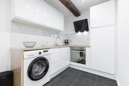 Photo de la galerie de l'établissement Garibaldi Square - Lovely 1 Bdr Old Town, à Nice