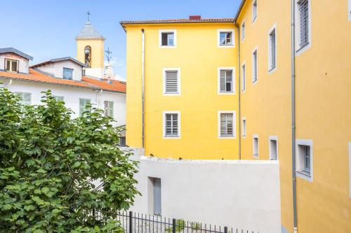 Photo de la galerie de l'établissement Garibaldi Square - Lovely 1 Bdr Old Town, à Nice