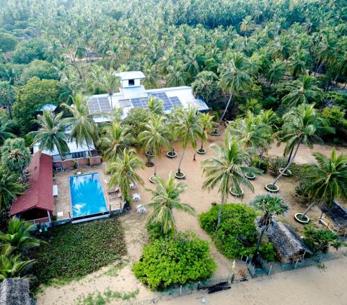 Bazén v ubytování Wellé Wadiya Beach Villa nebo v jeho okolí