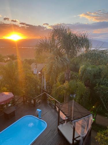 A view of the pool at Pousada Altos do Rei or nearby