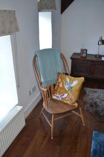 Loft Apartment nr Bath & Bristol with hot tub photo 14