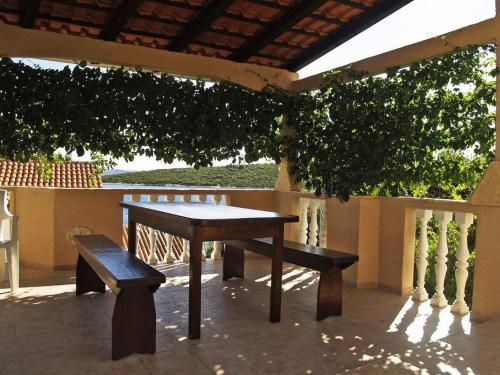Spacious Robinson House Iris With Pool – Photos 2