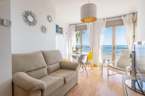 WintowinRentals BezmilianaPlaya Marítimo Virgen del Carmen ...