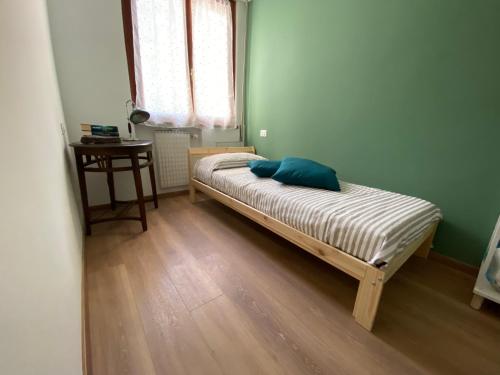 Una cama o camas en una habitación de Recco - "Casa Campana" - Liguria Holidays