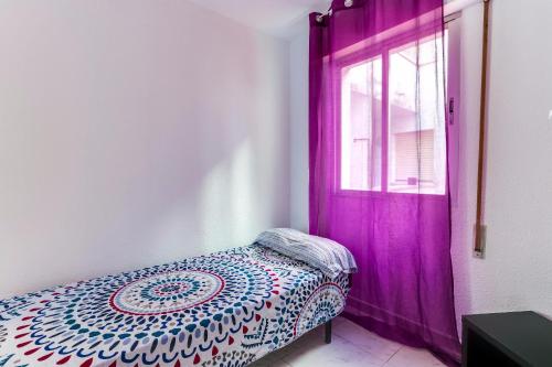 A bed or beds in a room at Rooms Salomons by easyBNB