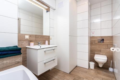 Ένα μπάνιο στο Apartamenty Niko