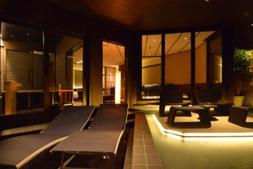 Zona de estar de Toriizaki Club Sushi Auberge