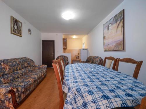 Imagen de la galería de Apartments Branko, en Budva