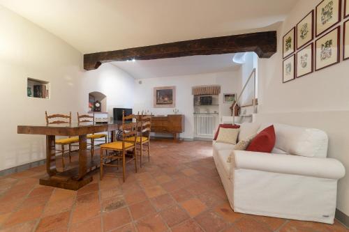Χώρος καθιστικού στο Le Case di Angelina - Langhe Loft & Suites