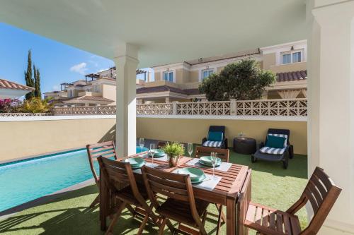 Home2Book Villa Fiona Private Pool & Wifi