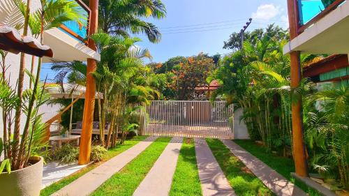 Taman di luar Vivenda Dias