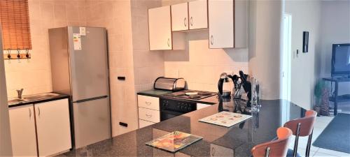 Ảnh trong thư viện ảnh của Santorini 205B ở Margate