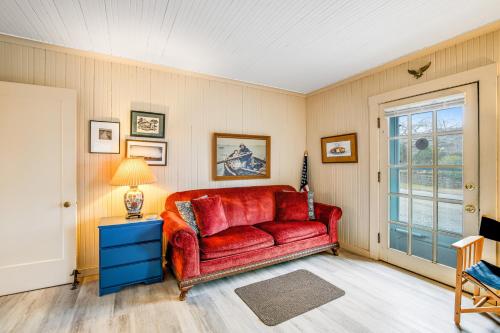 Salt Water Cottage – Photos 4