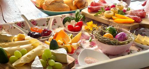 Đồ ăn tại/gần căn hộ