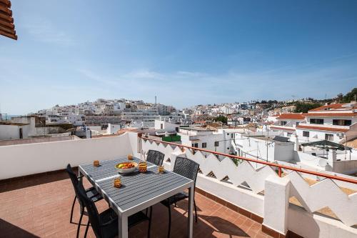 Atlantic Breeze Apartments by Atlantic Places