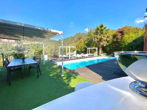 Πισίνα στο ή κοντά στο VILLA COLINA