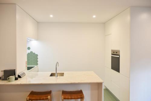 Lindo apartamento 2 quartos com pátio - Batalha - APT C