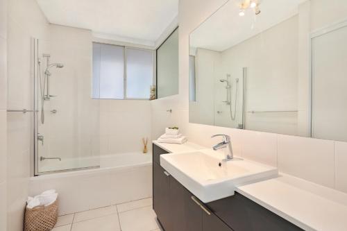 Un baño de Andari Holiday Apartments