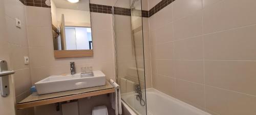 Ванна кімната в Residence Syracuse