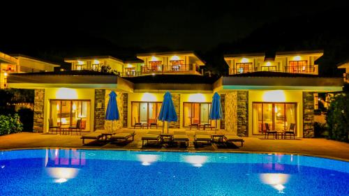 Bazen u ili blizu objekta Fortezza Beach Resort