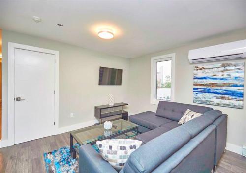 Luxury Boutique 2bedroom Condo 3b