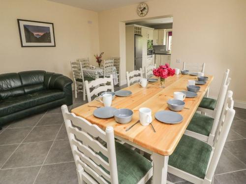 Posezení v ubytování Malachys Rest Dingle by Trident Holiday Homes