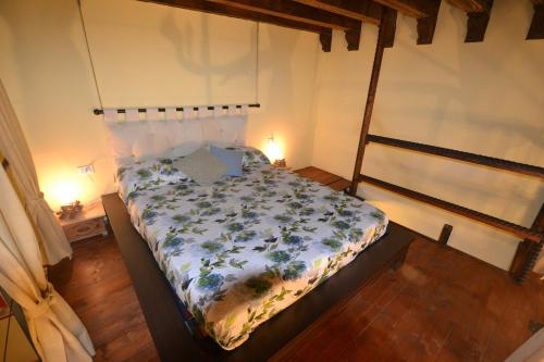 A bed or beds in a room at Castello 5888 C, Santa Marina, Calle Marcello, LOFT