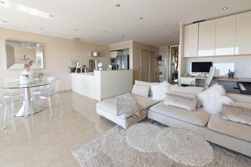 Cannes Magnifique Vue Mer, 2 Chambres, Grande Terrasse et Parking photo 59