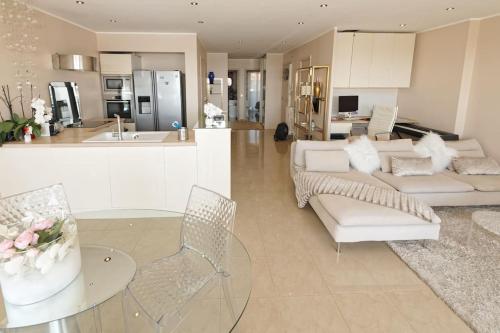 Cannes Magnifique Vue Mer, 2 Chambres, Grande Terrasse et Parking photo 57