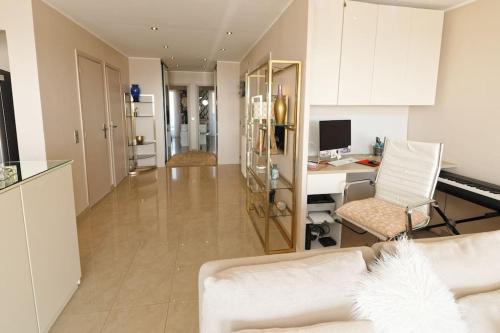 Cannes Magnifique Vue Mer, 2 Chambres, Grande Terrasse et Parking photo 58