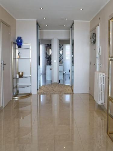 Cannes Magnifique Vue Mer, 2 Chambres, Grande Terrasse et Parking photo 51