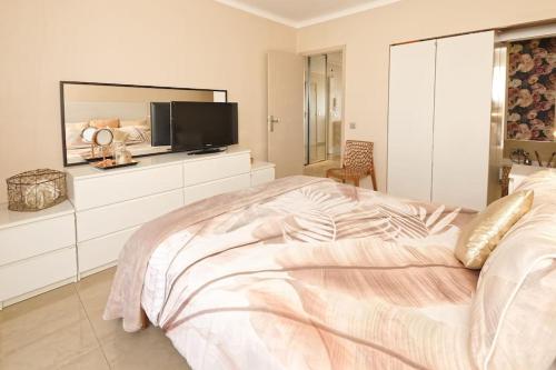 Cannes Magnifique Vue Mer, 2 Chambres, Grande Terrasse et Parking photo 54