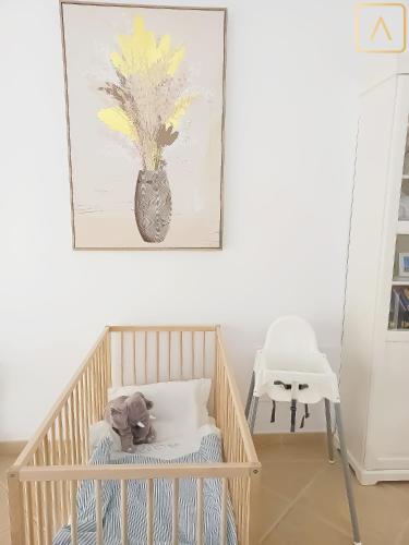 VILLA ORCADES CLOSE TO TOWN CENTER POOL & A/C