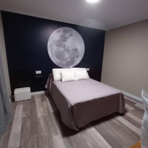 Ένα ή περισσότερα κρεβάτια σε δωμάτιο στο Hostal Pabellón