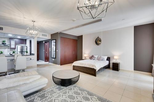 Entire Serviced Studio JBR Sea View Balcony