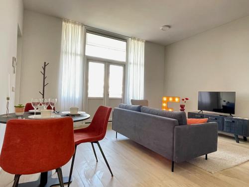 Posezení v ubytování Fantastic 1 Bedroom Serviced Apartment 64m2 -MNL F-