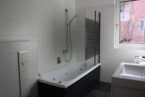 Kúpeľňa v ubytovaní Exklusive Penthousewohnung mit Tesla-Wallbox in Innsbruck