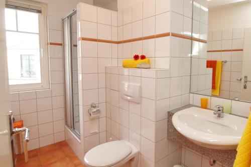 Bathroom sa Meeresblick Wohnung 215