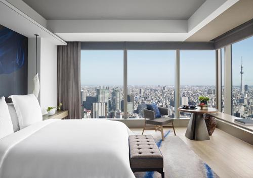Gallery image of Four Seasons Hotel Tokyo at Otemachi in Tokyo