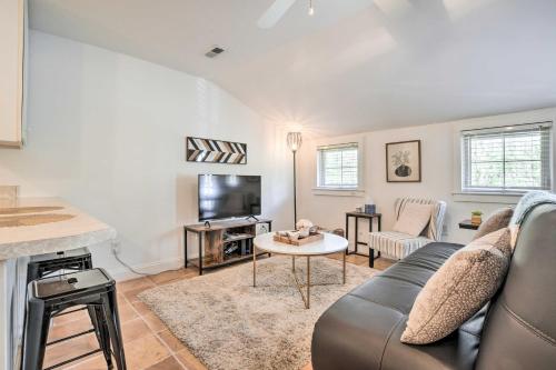 Gallery image of Modern Chapel Hill Condo Convenient to Hot Spots! in Chapel Hill