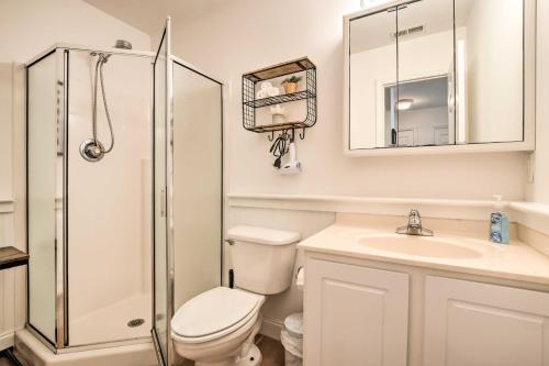 Gallery image of Modern Chapel Hill Condo Convenient to Hot Spots! in Chapel Hill