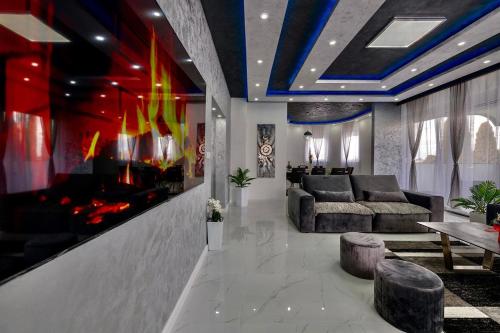 Villa White