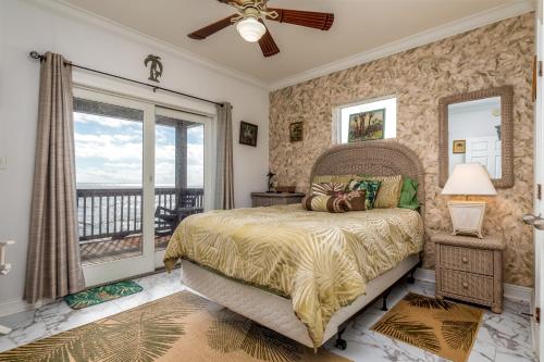 Gallery image of West Beach - Stay ON the sand! Gulf views galore, only steps to the shore! home in Dauphin Island