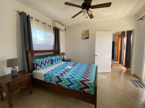 Postel nebo postele na pokoji v ubytování Diamond Hotel Cabarete