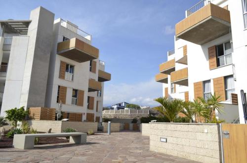 Beautiful Duplex Facing The Beach, El Médano – Bijgewerkte ...