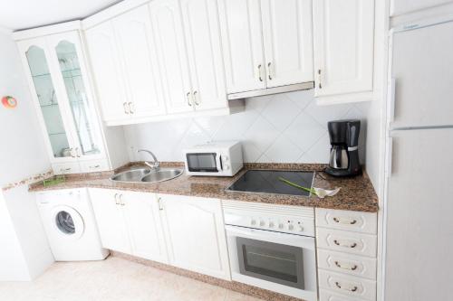 Η κουζίνα ή μικρή κουζίνα στο Casa Goros II